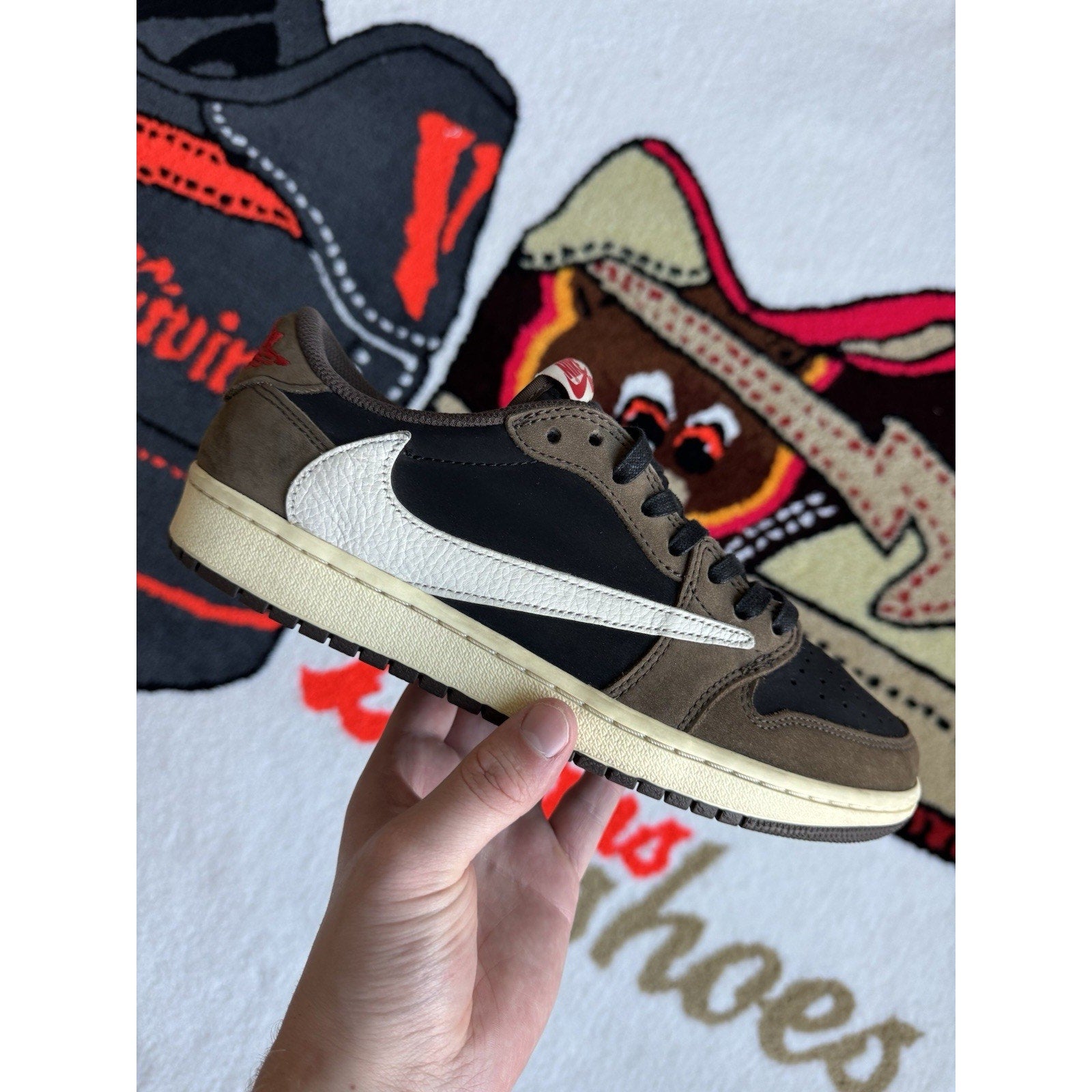 Travis Scott x Air Jordan 1 Retro OG SP Low Velvet Brown - Size 8.5