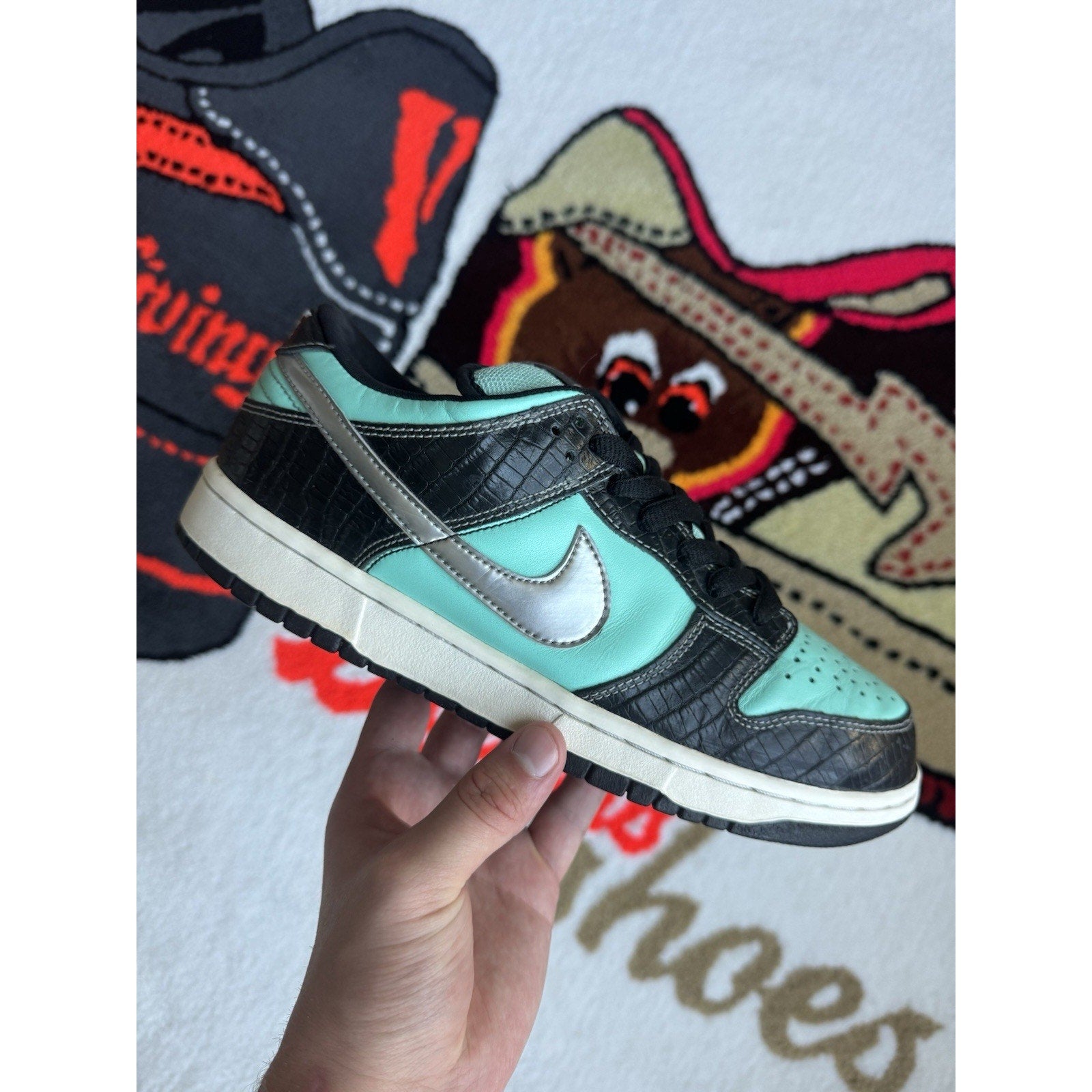 Nike SB Dunk Low Pro x Diamond Supply Co. Tiffany - Size 9