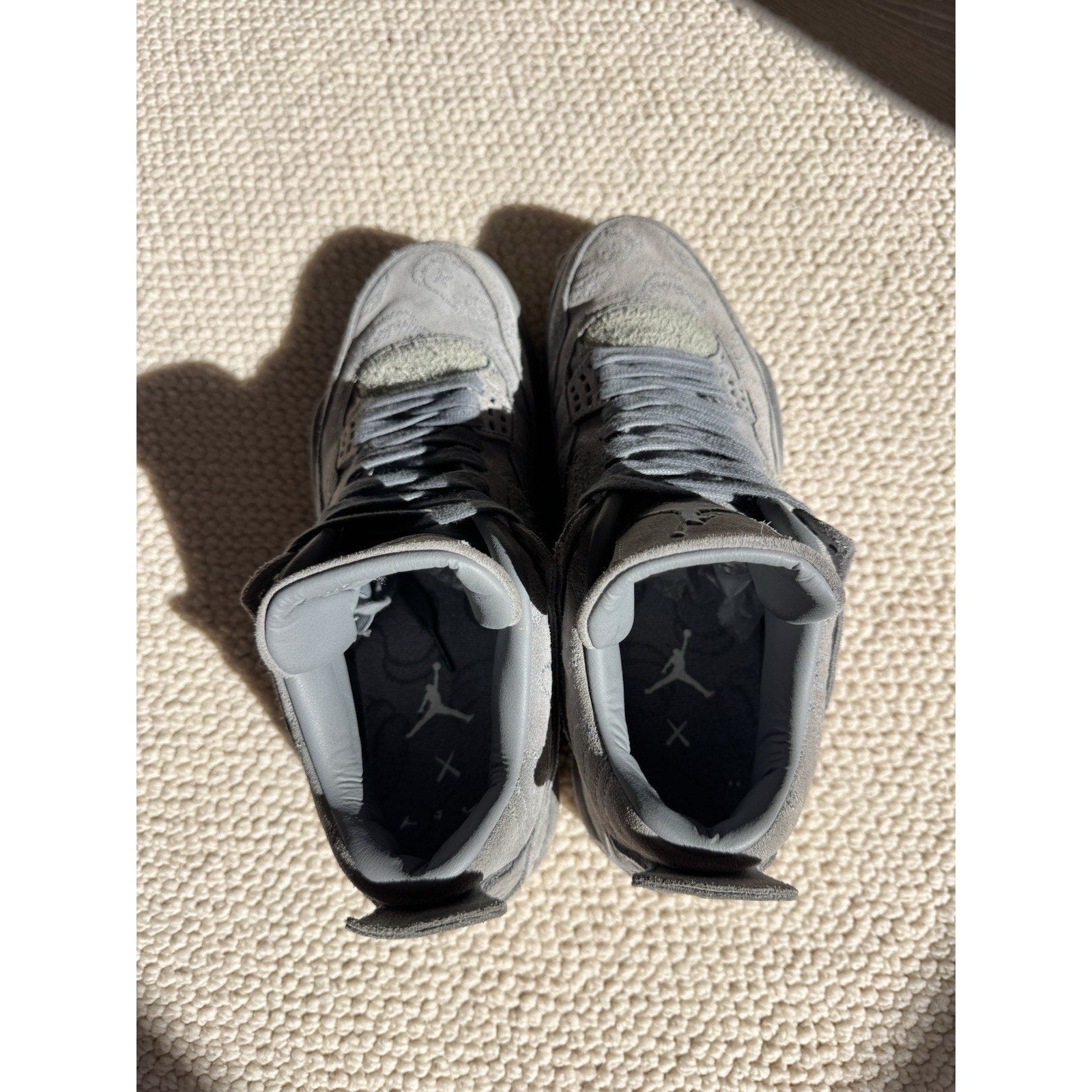 Jordan 4 Retro x KAWS Cool Grey 2017 - Size 10.5