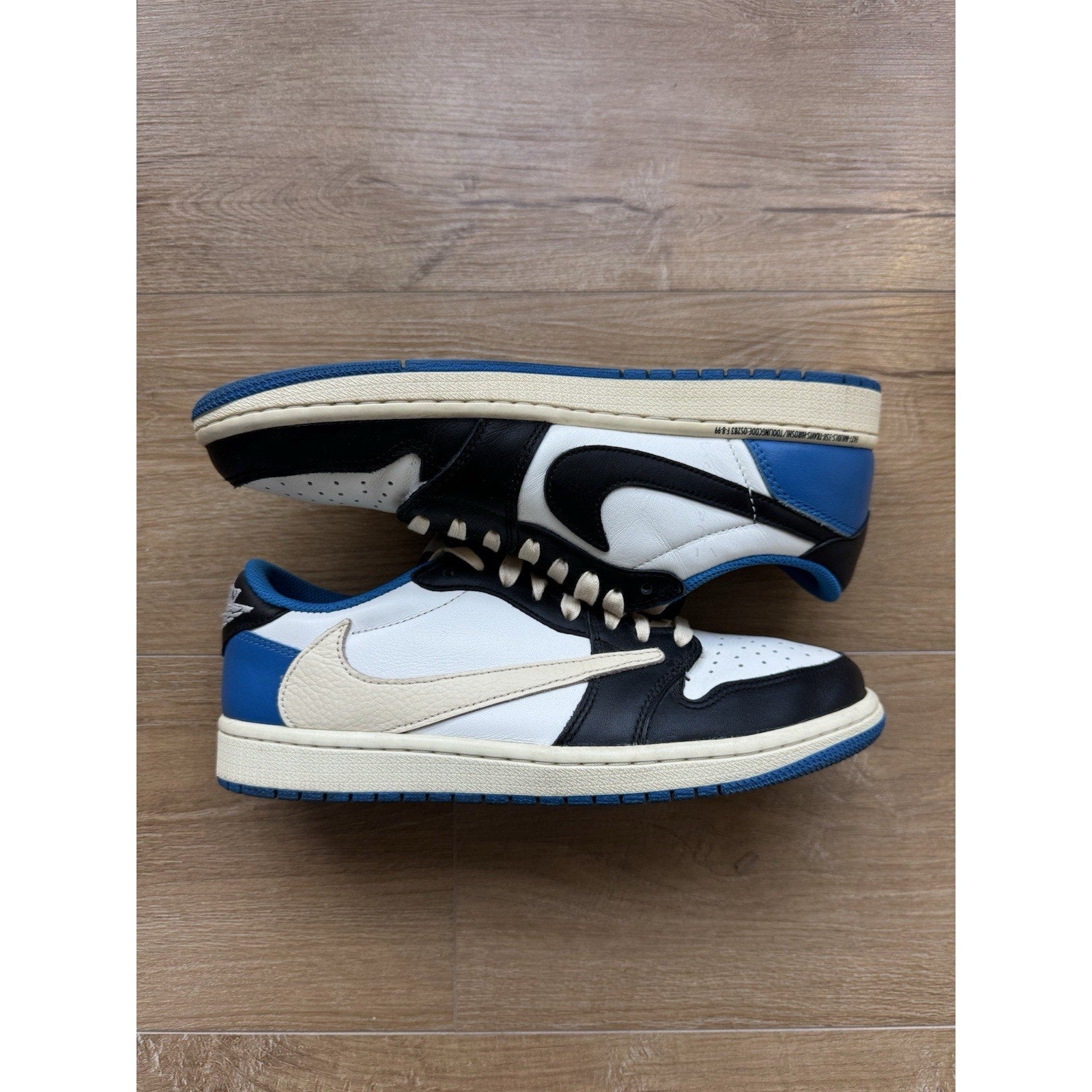 Jordan 1 Retro x Fragment Design x Travis Scott Low Blue - Size 8