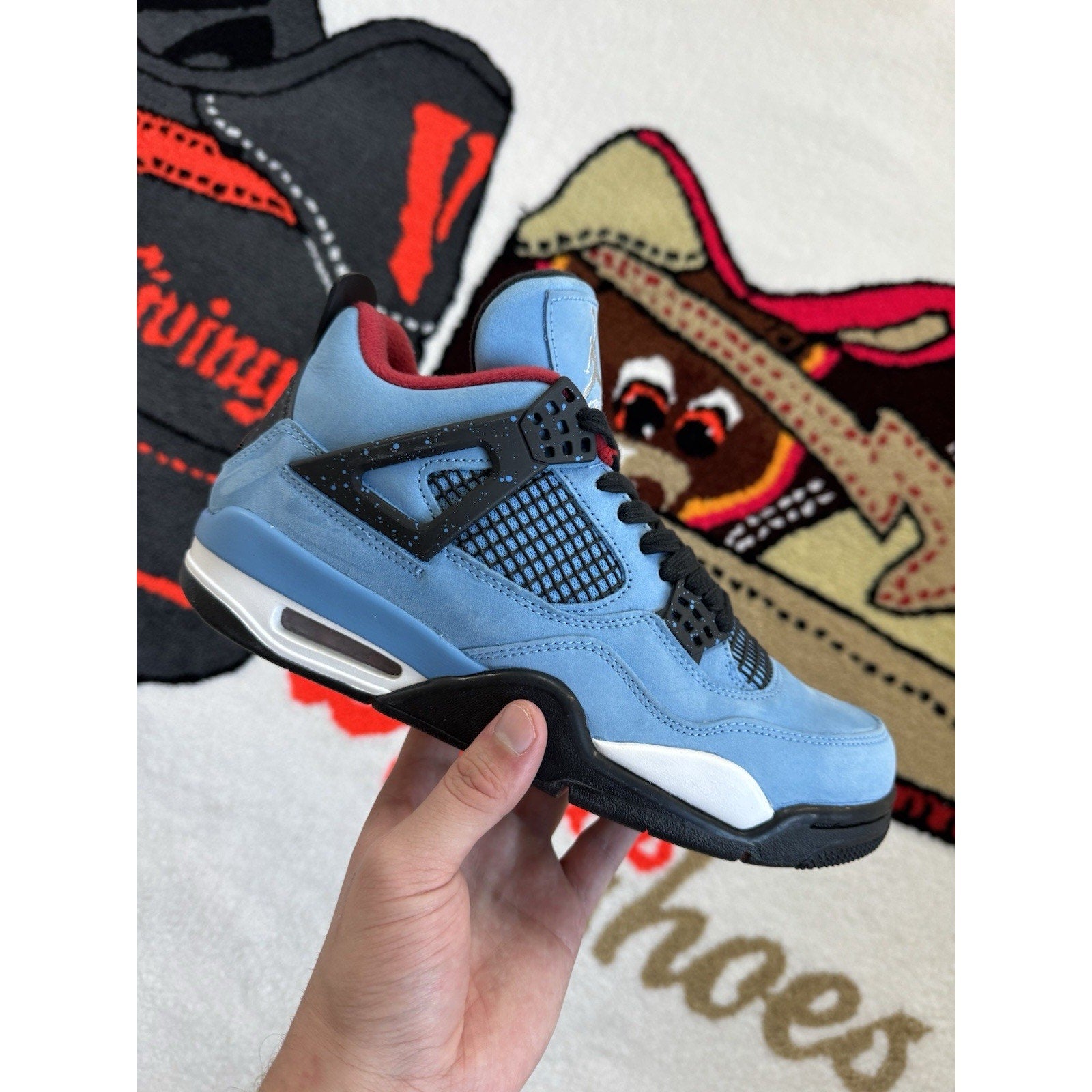 Jordan 4 Retro x Travis Scott Mid Cactus Jack - Size 8