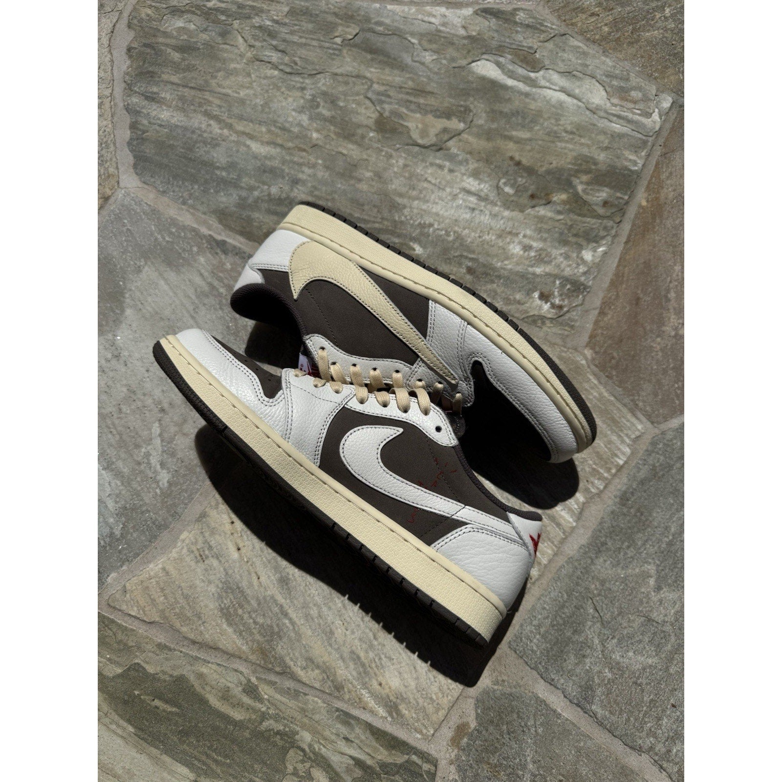 Jordan 1 Low OG x Travis Scott Reverse Mocha - Size 10.5