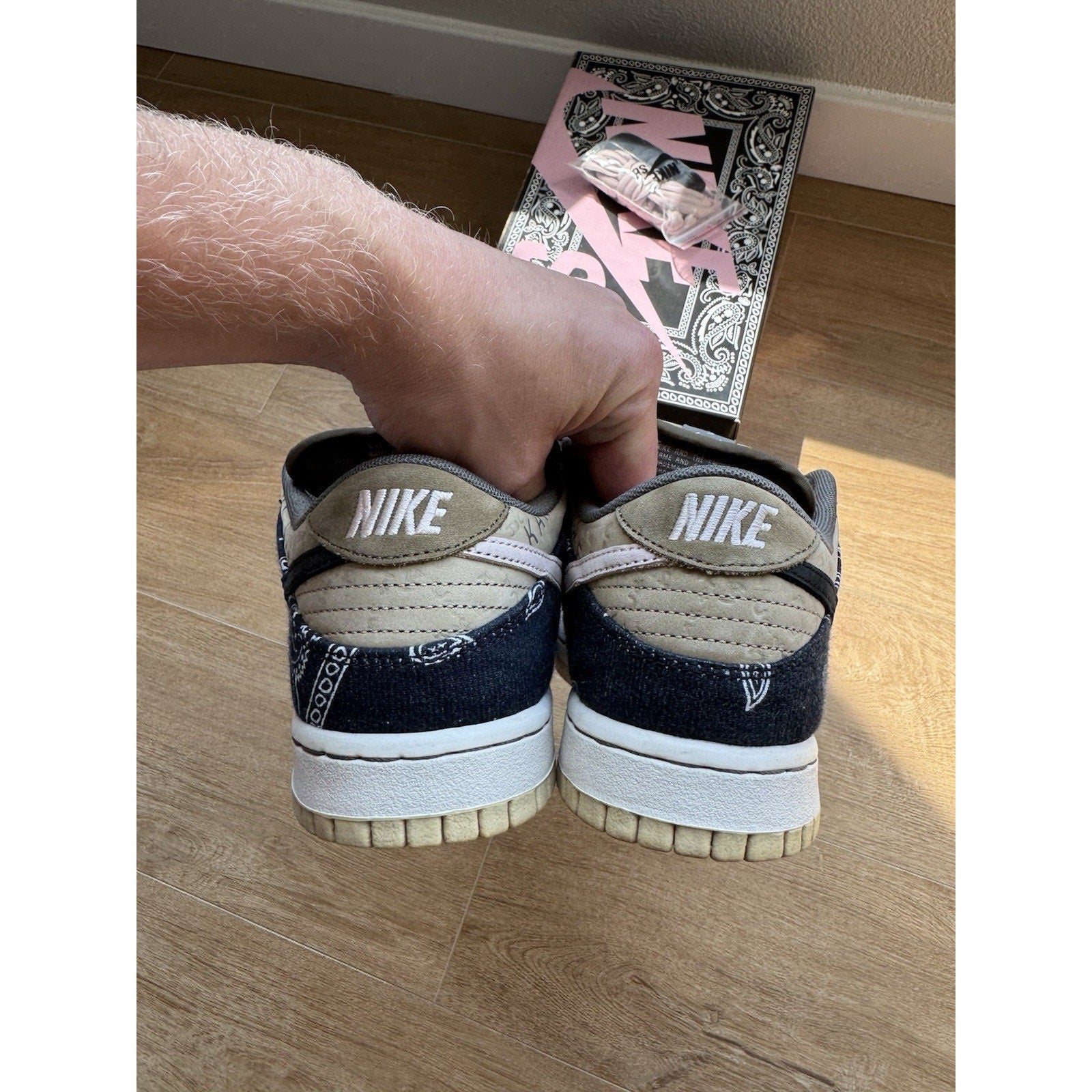 Nike Travis Scott x SB Dunk PRM QS Low Cactus Jack - Special Box - Size 8